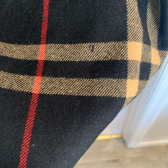 Jones NY NWT women’s black & gold plaid wool long skirt size 14 - Picture 7 of 7